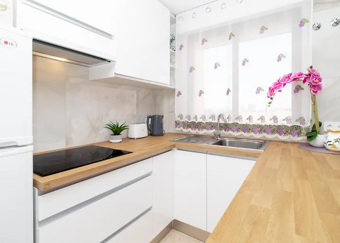 50m Al Mar Apartment