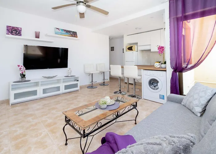 Apartment 50m Al Mar *